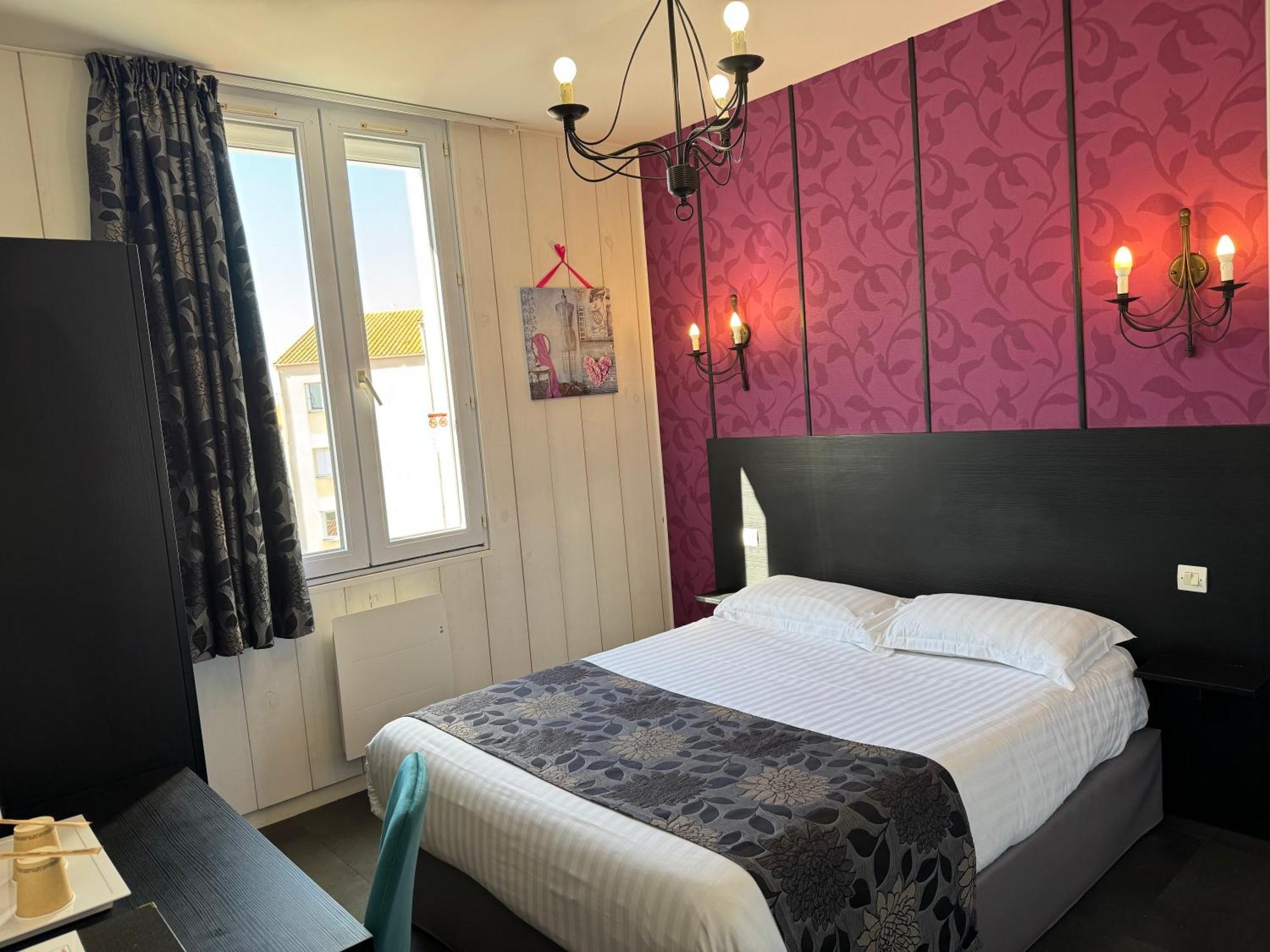 Hotel Calme Des Pins & Spa Les Sables-dʼOlonne Exterior foto