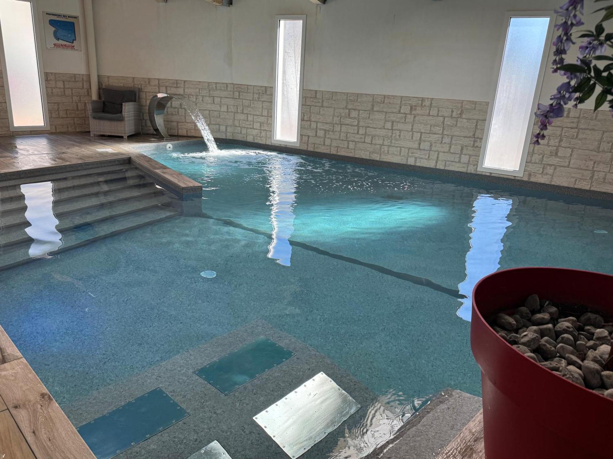 Hotel Calme Des Pins & Spa Les Sables-dʼOlonne Exterior foto
